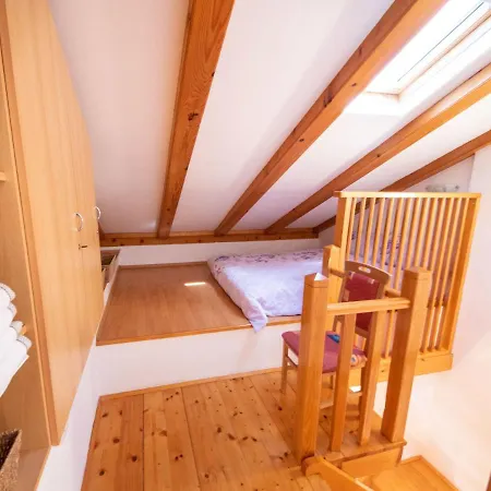 Kristijan Appartement *