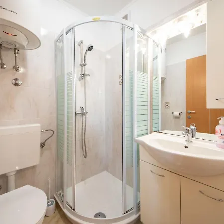 Kristijan Appartement *
